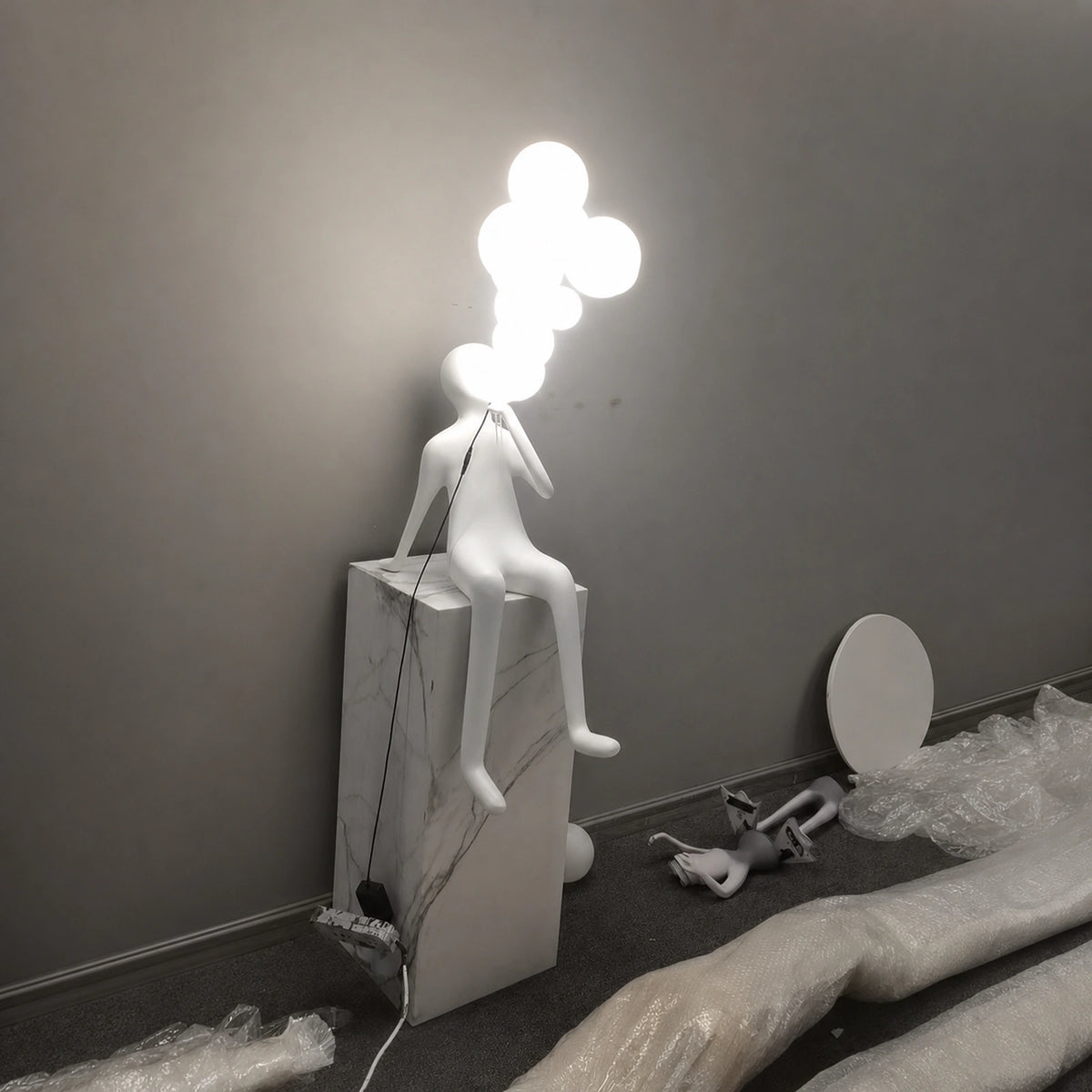 F9202 Seated Abstract Figure Acrylic Globe LED Sculpture Light