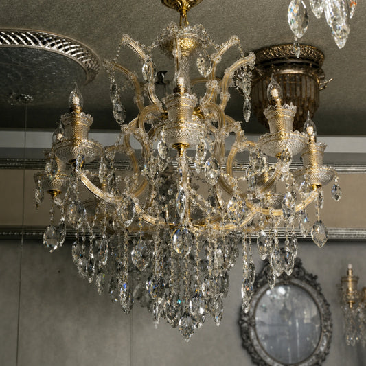 2008 Series Multi-Size Clip-Crystal Candle Chandelier