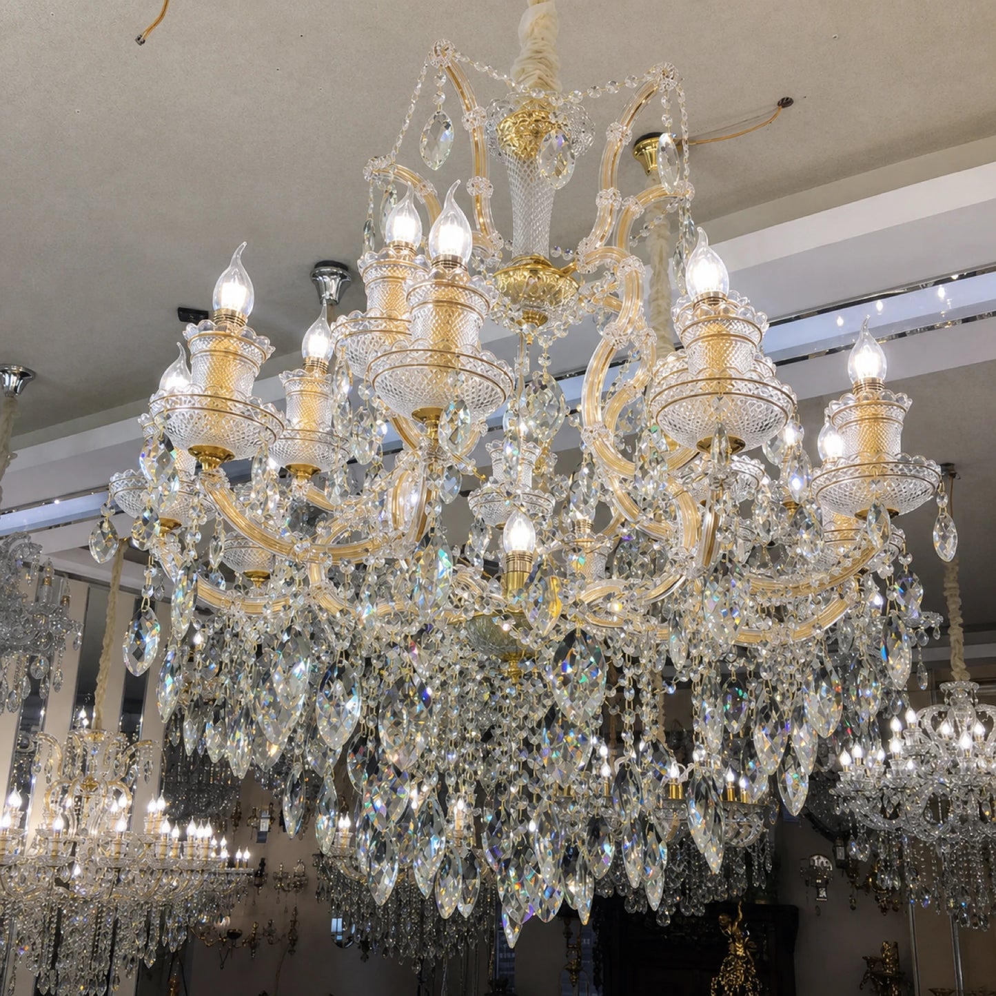 2008 Series Multi-Size Clip-Crystal Candle Chandelier