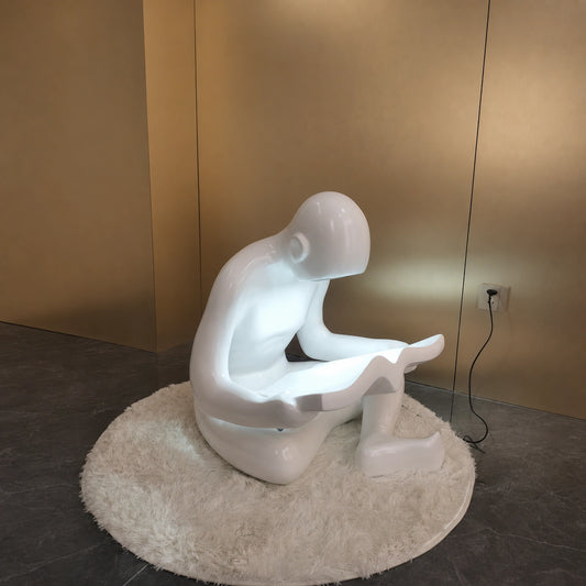 F9185 White Seated Reading Figure Lamp