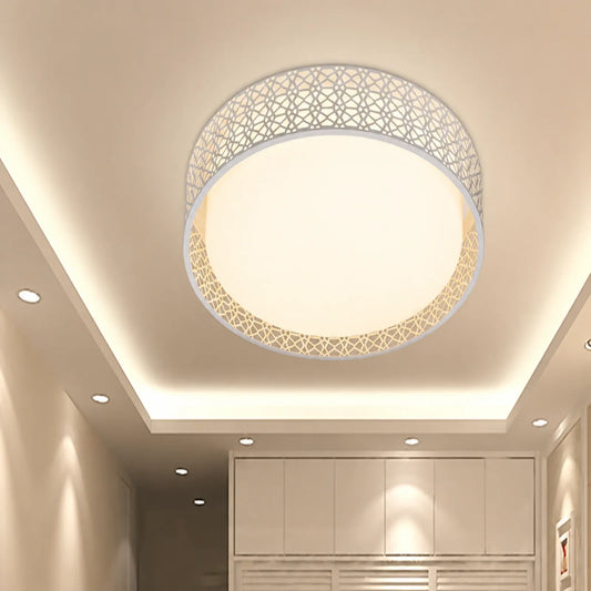 Interlaced-Lattice Ring Ceiling Light