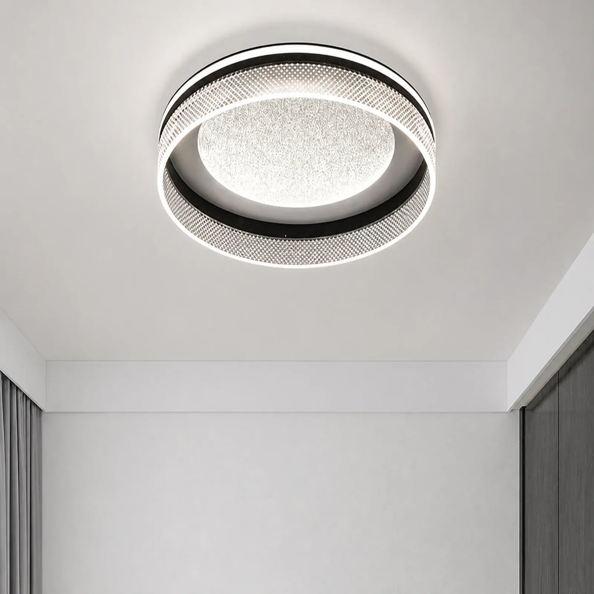 Prismatic-Fringe Round Ceiling Light