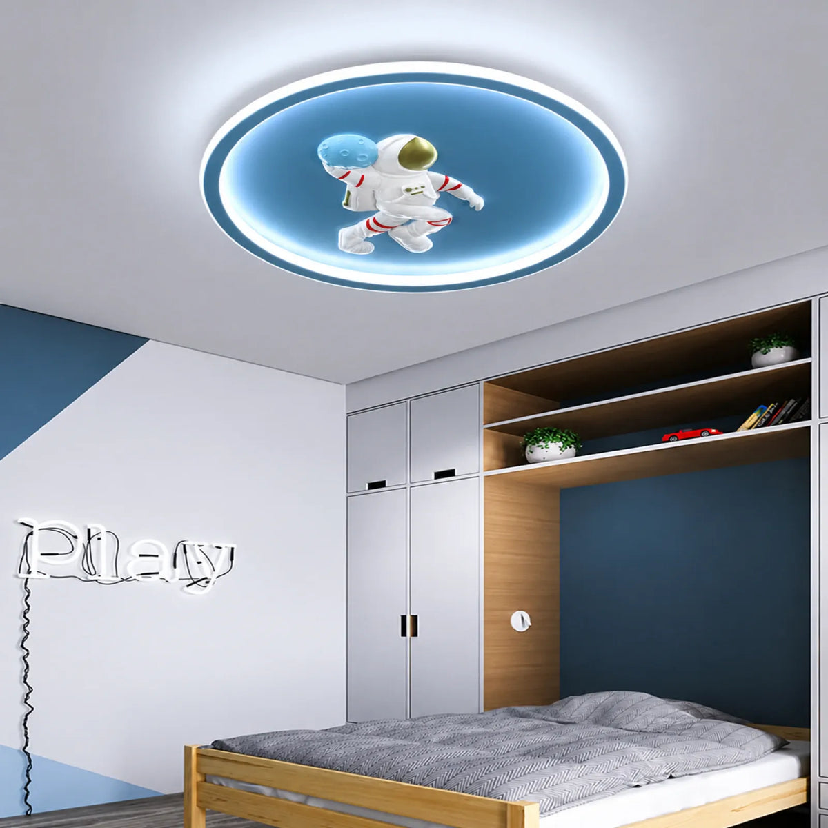 Astronaut-Relief Oval Ceiling Light