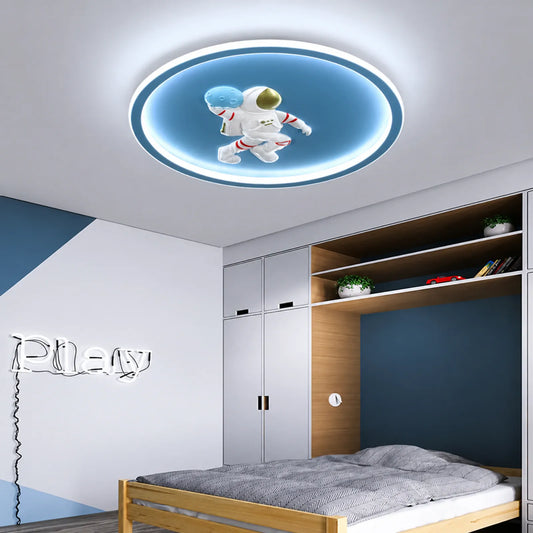 Astronaut-Relief Oval Ceiling Light