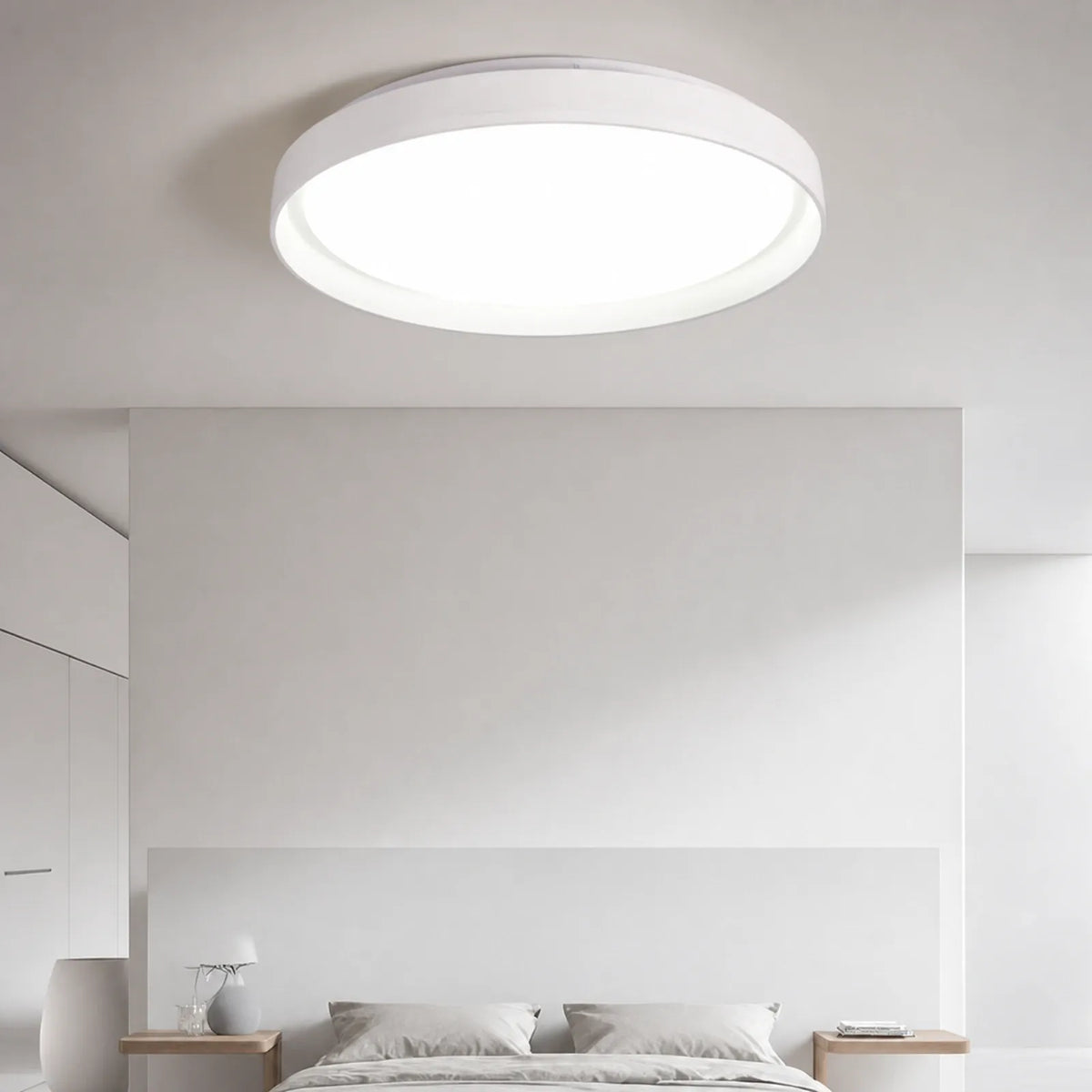 Recessed Halo-Rim Round Ceiling Light
