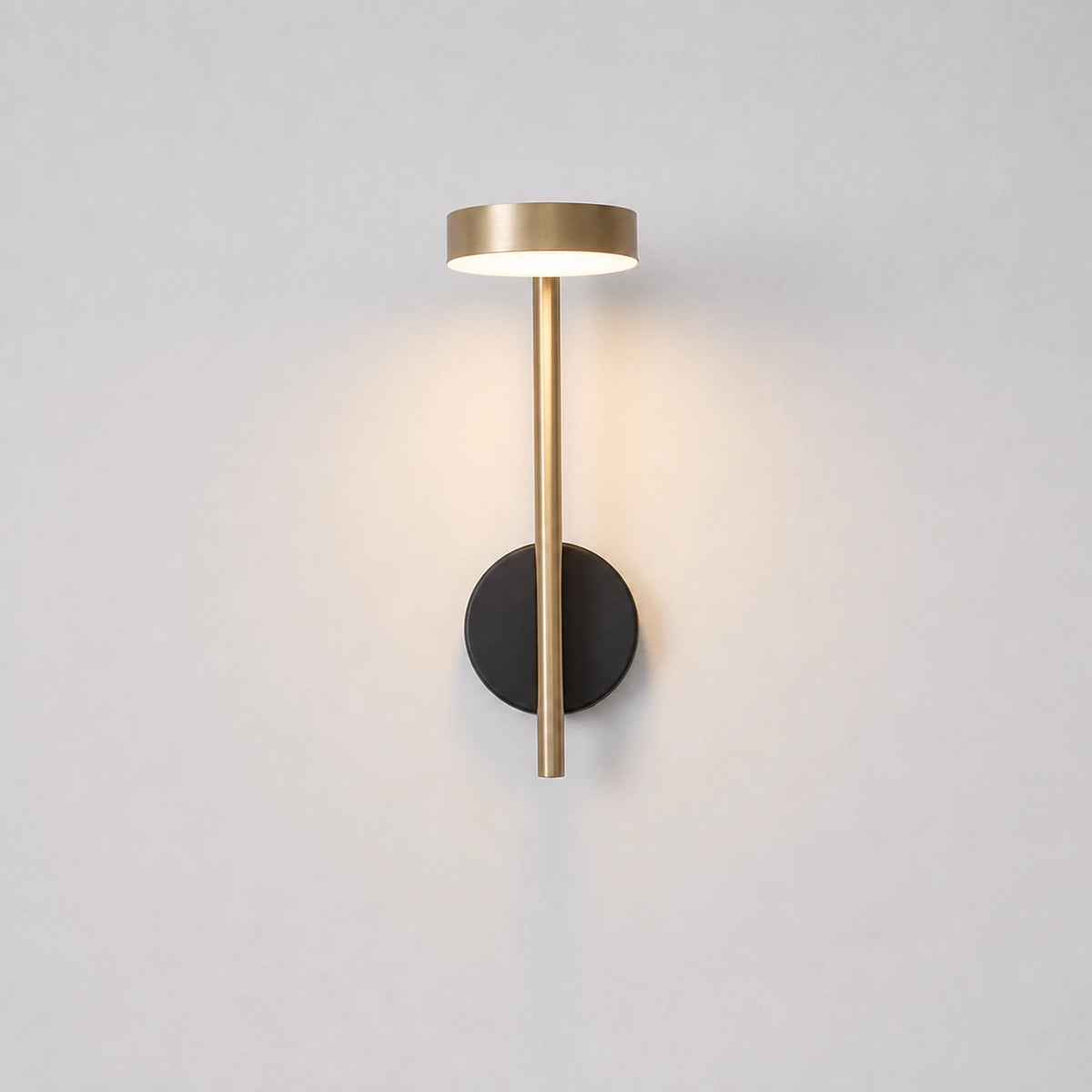 Gold & Black Straight-Rod Wall Sconce