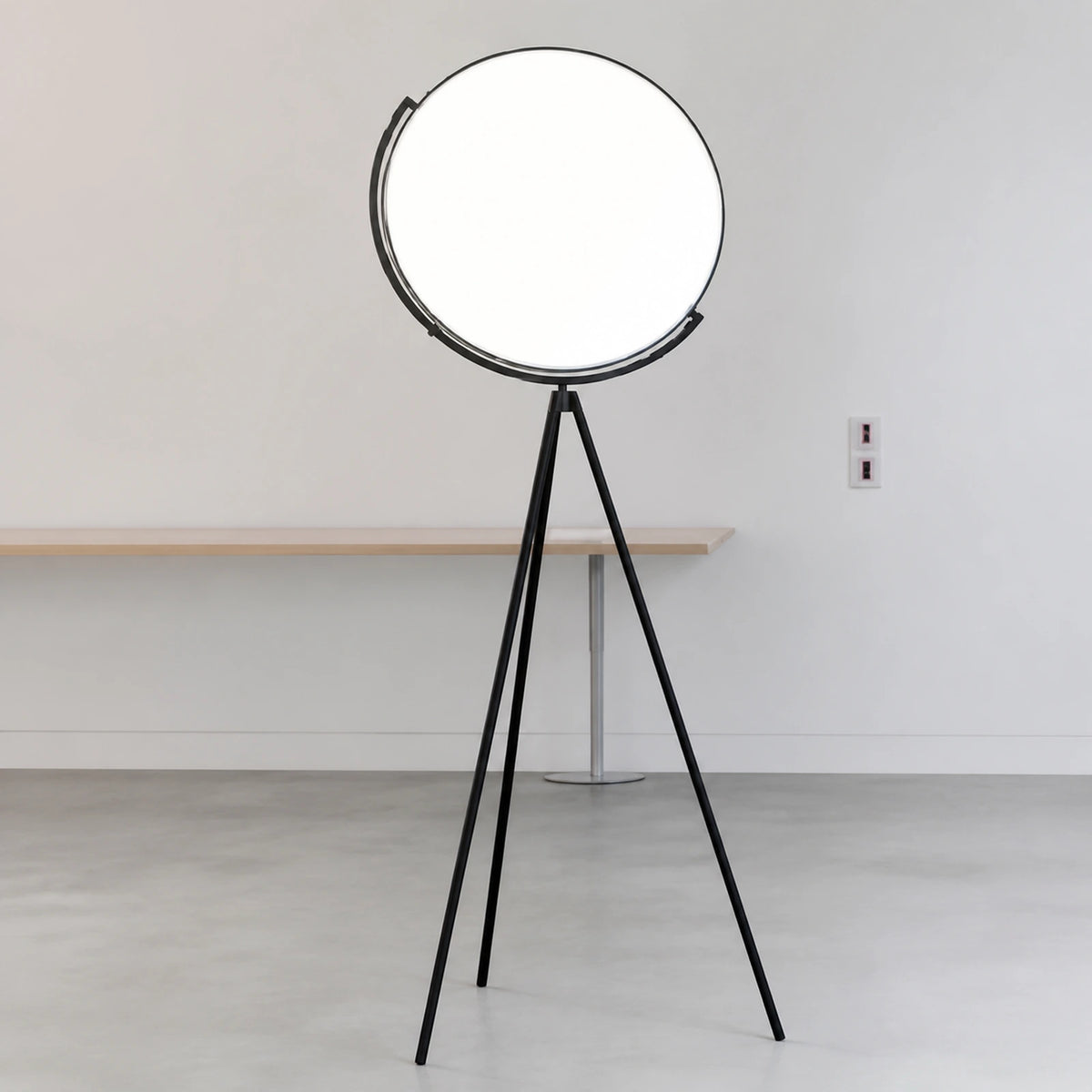 Round Disc Tripod Floor Lamp