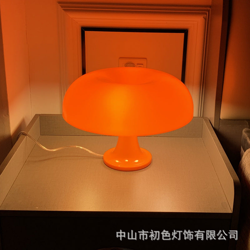 Cross-Border Popular Korean Ins Acrylic Mushroom Table Lamp Scandinavian Simple Bedside Lamp Popular Atmosphere Decorative Table Lamp