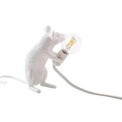 Cross-border cartoon mouse table lamp Nordic animal lamps living room dining room bedroom clothing store resin ornaments bedside lamp