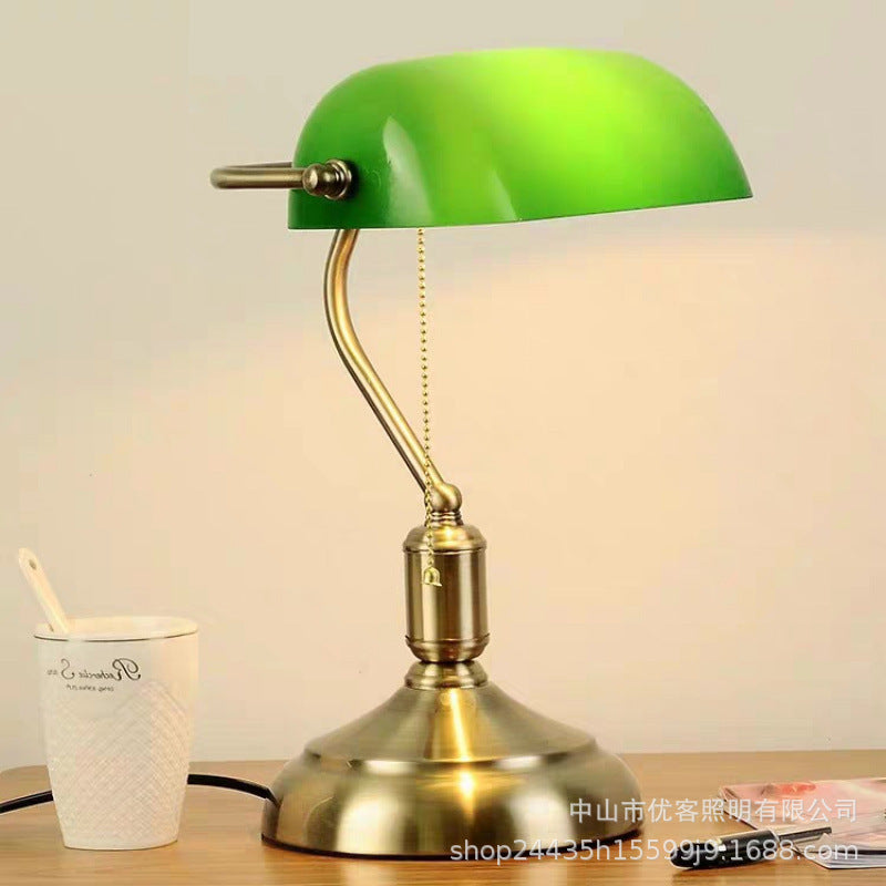 European-style Republic of China Old Shanghai Bank Table Lamp Glass Table Lamp Retro Chiang Kai-shek Study Villa Office Bedside Table Lamp