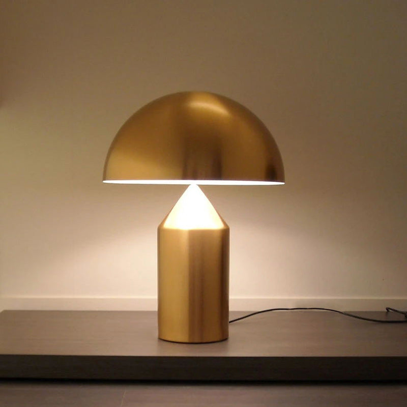 Modern Simple Metal Mushroom Table Lamp Nordic Light Luxury Designer Creative Distinctive Living Room Bedroom Study Bedside Lamp