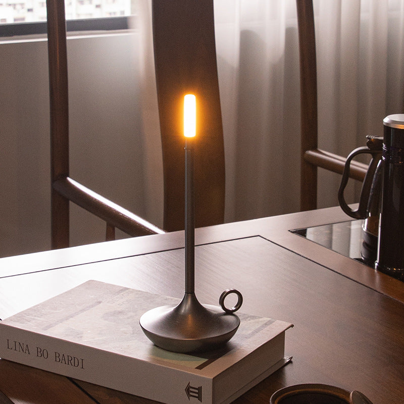 European-style luxury light luxury simple led rechargeable table lamp bedroom bedside touch atmosphere table lamp usb outdoor camping lamp